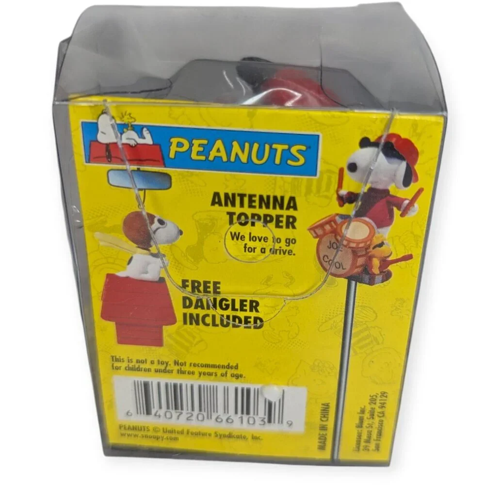 NIB Peanuts Charlie Brown Throwing Baseball Computer Topper